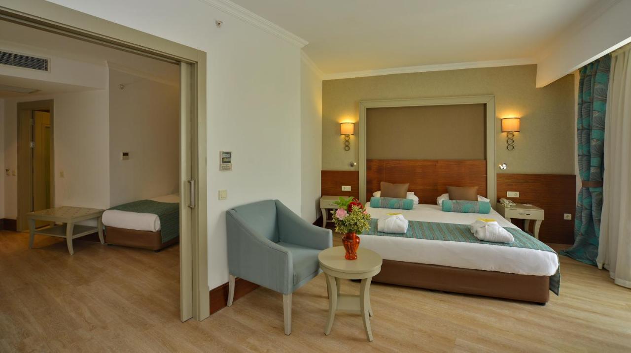 Side Crown Palace Ultra All Inclusive Exterior foto