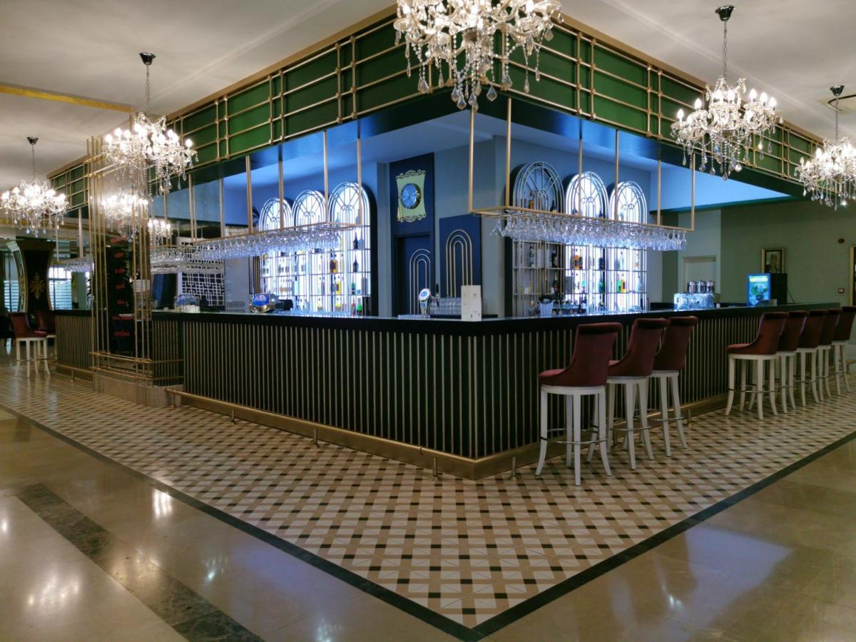 Side Crown Palace Ultra All Inclusive Exterior foto