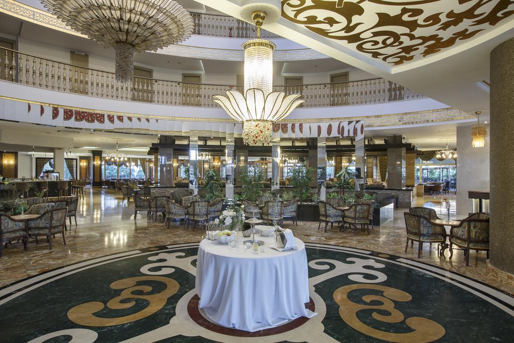 Side Crown Palace Ultra All Inclusive Exterior foto